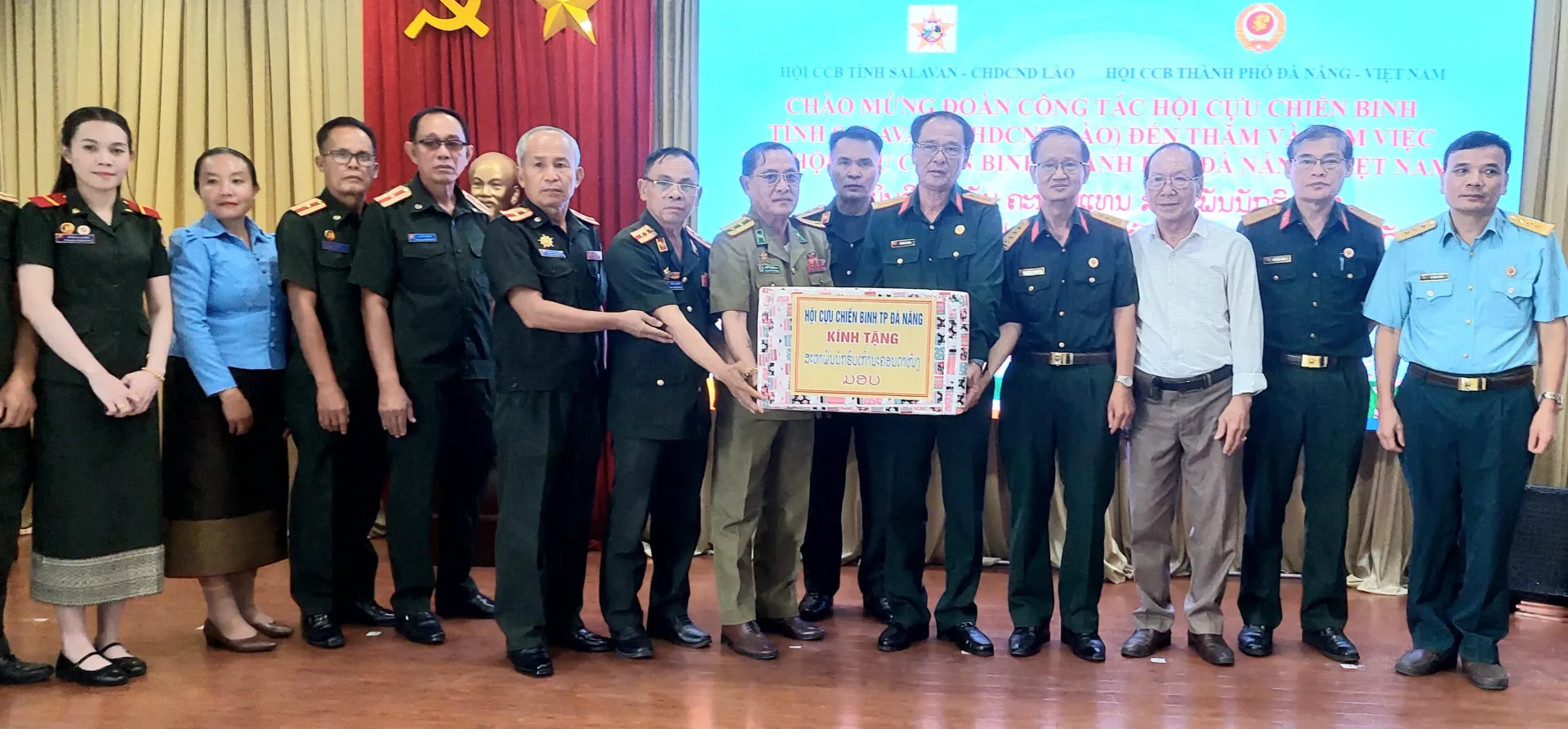 HỢP TÁC GIỮA CCB ĐÀ NẴNG VÀ SALAVAN ( LÀO)