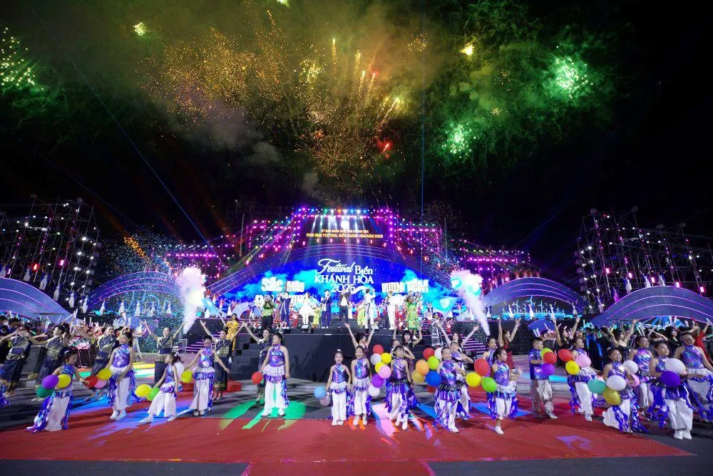 Hoành tráng Lễ khai mạc Festival Biển Khánh Hoà 2026