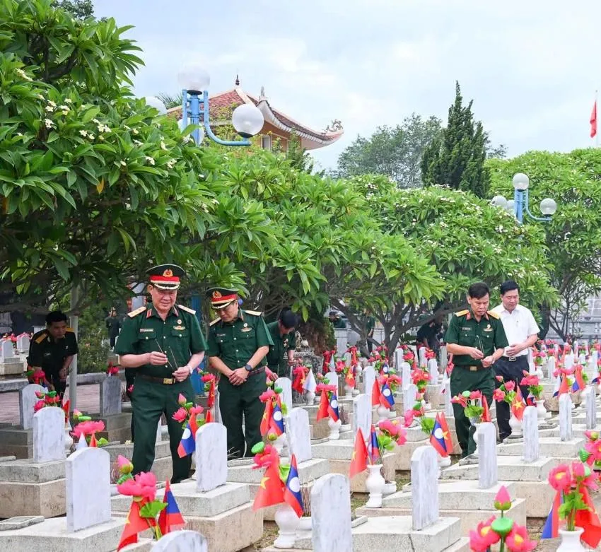Hành trình tri ân trên đất lửa Nghệ - Tĩnh