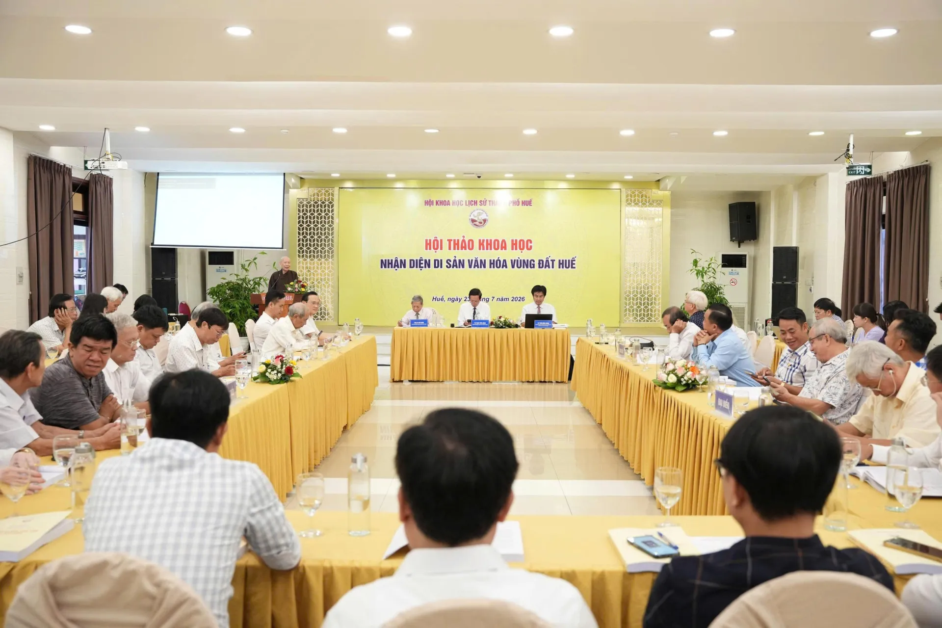 Nhận diện di sản, gìn giữ hồn cốt văn hóa Huế