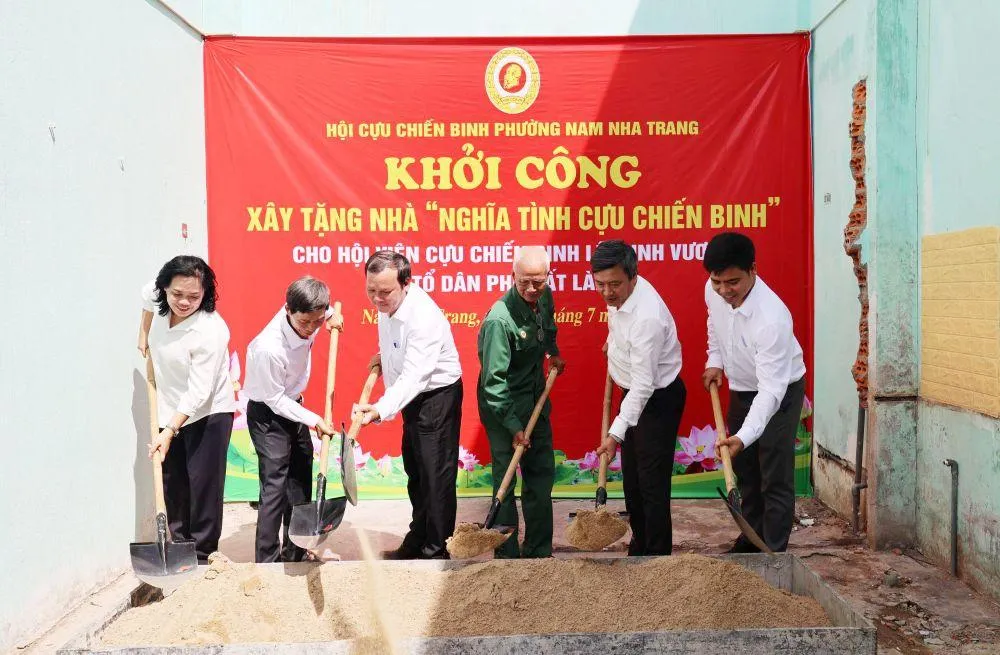 Hội CCB phường Nam Nha Trang khởi công xây nhà “Nghĩa tình Cựu chiến binh” tặng hội viên khó khăn về nhà ở