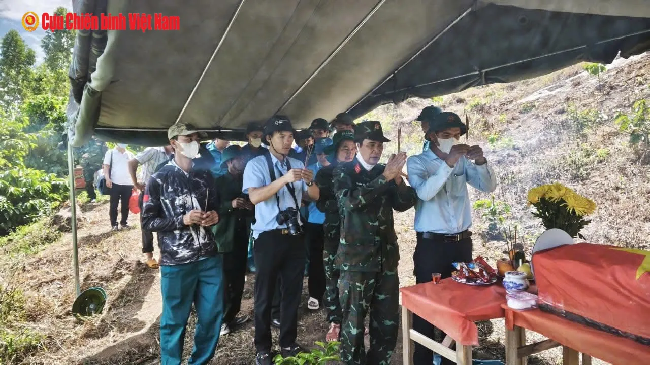 Tỉnh Đắk Lắk quy tập 1 hài cốt liệt sĩ trong hang đá tại xã Cư Pui