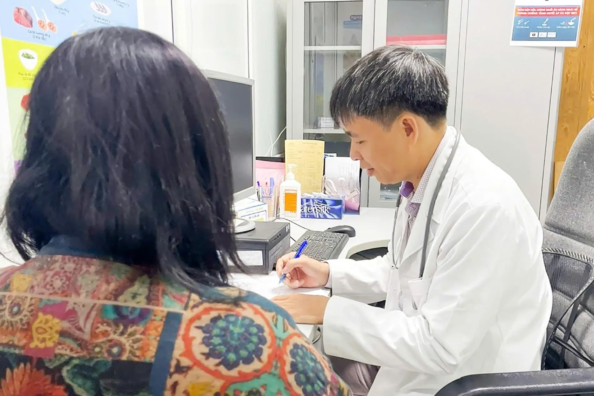 Thực phẩm chức năng không phải là “lá chắn vạn năng”: Dùng thế nào để an toàn và hiệu quả?