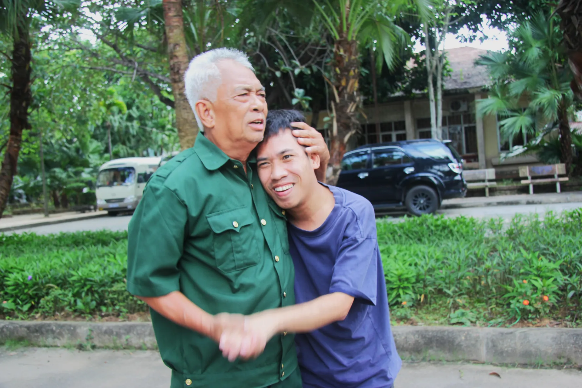 Người cha mong con “đi” trước để lo hậu sự cho con chu đáo