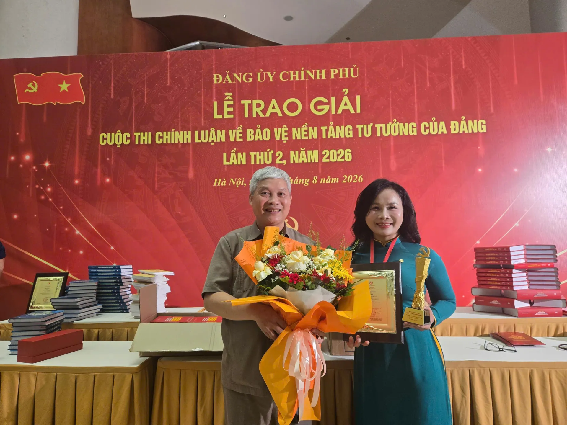 Báo Cựu Chiến binh Việt Nam có tác phẩm đoạt giải cao nhất cuộc thi chính luận về bảo vệ nền tảng tư tưởng của Đảng của Đảng bộ Chính phủ