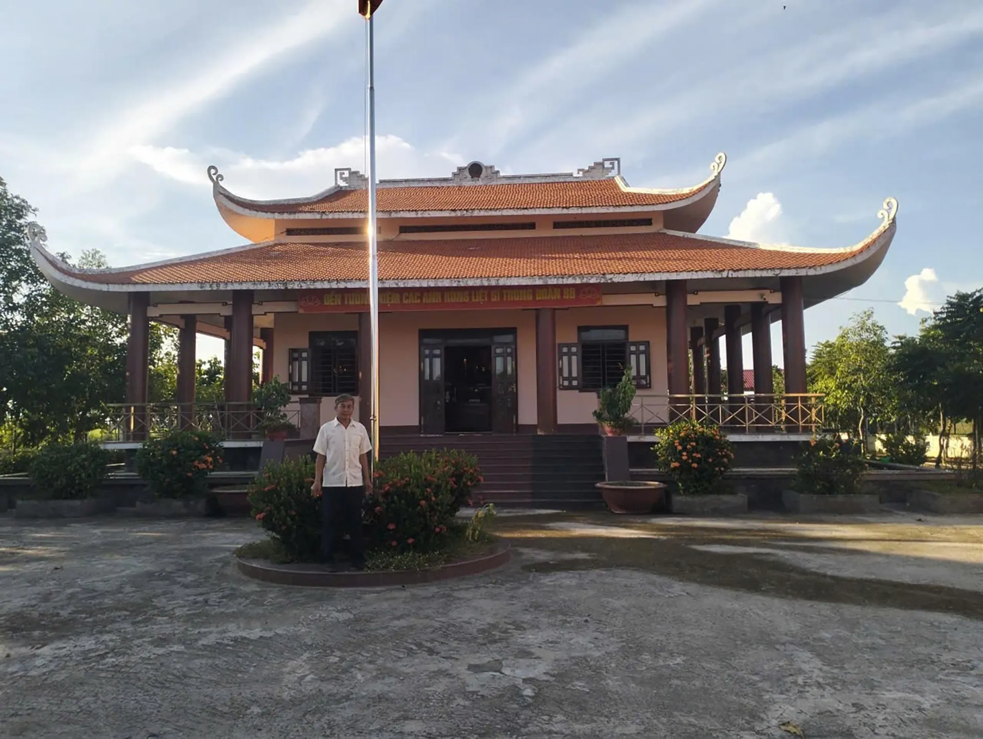 Ngôi Đền thờ tưởng niệm các Anh hùng liệt sĩ Trung đoàn 88