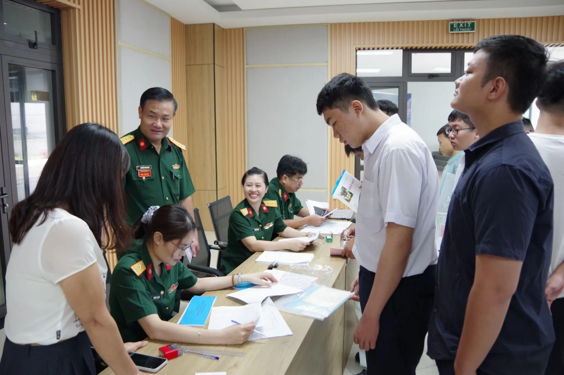 Trường Sĩ quan Thông tin tiếp nhận sinh viên hệ dân sự nhập học năm học mới