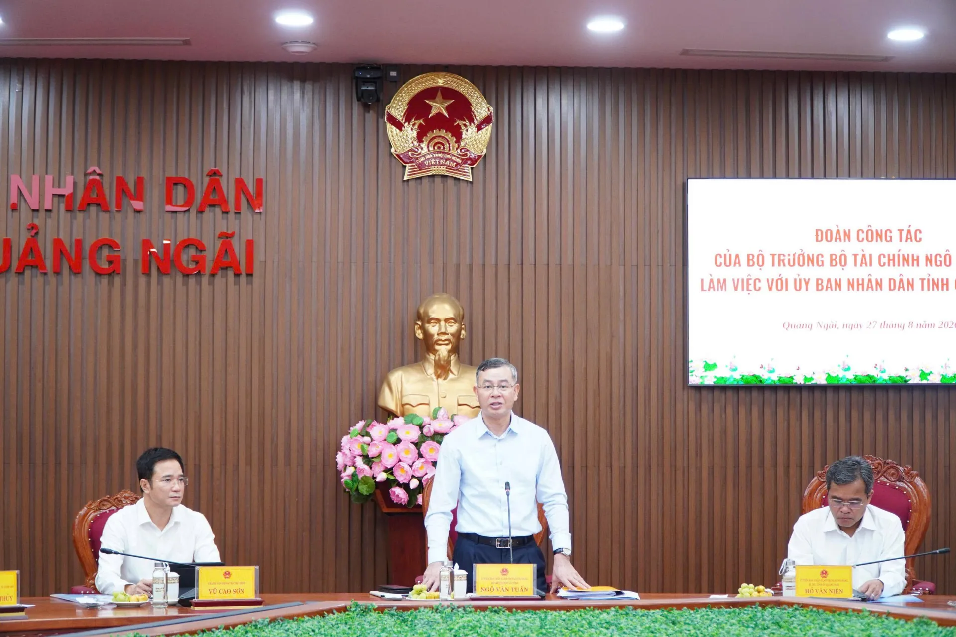 Tạo động lực đưa Quảng Ngãi trở thành trung tâm kinh tế biển năng động của quốc gia