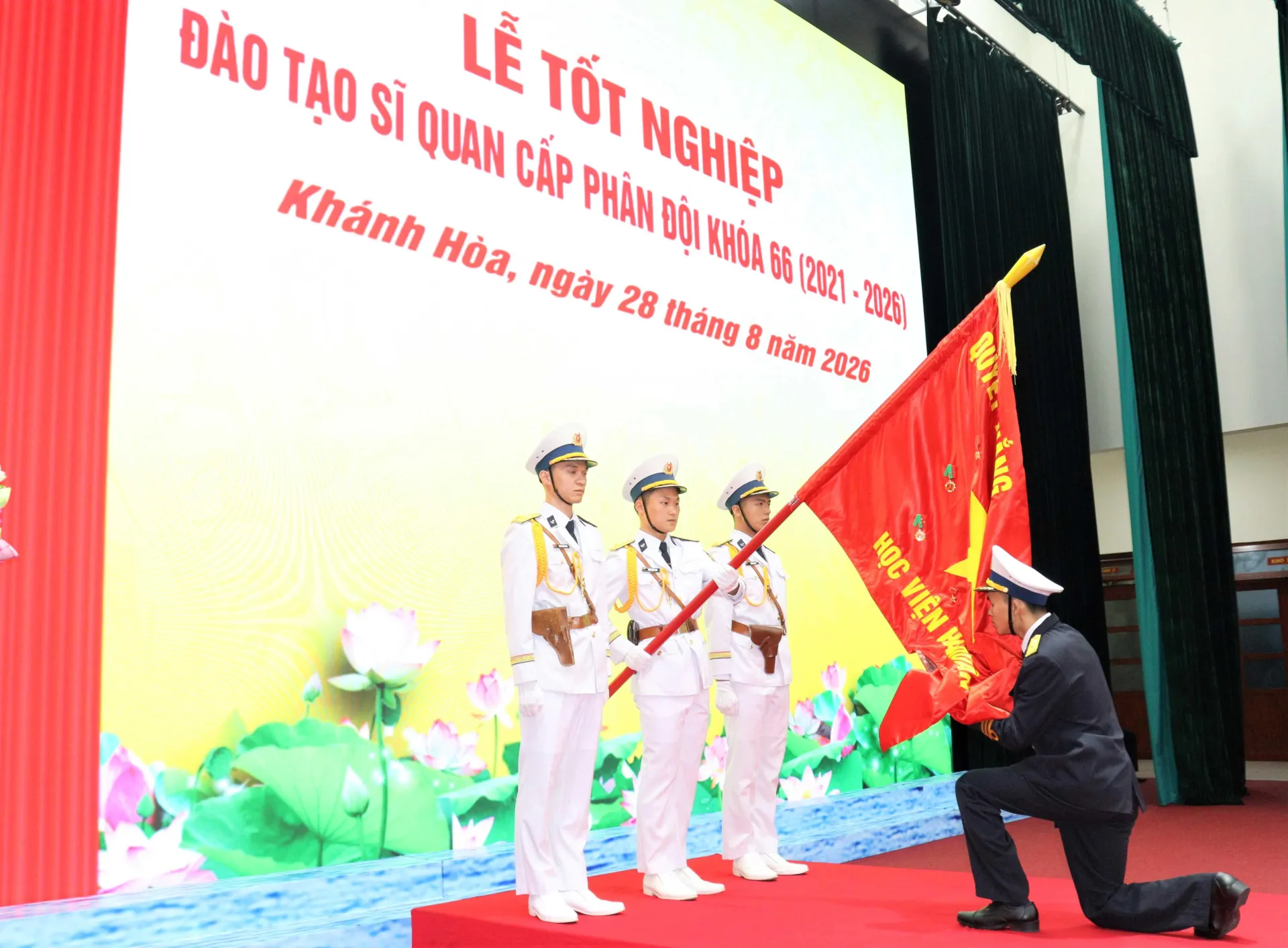 Học viện Hải quân: Tốt nghiệp khóa sỹ quan phân đội