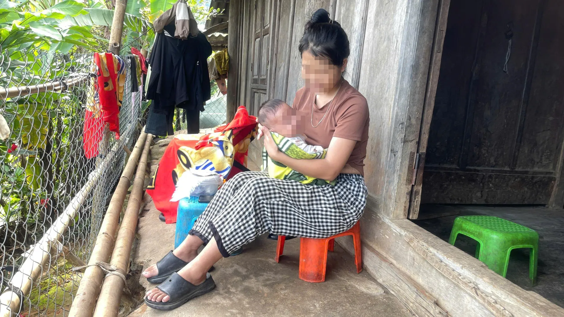 “Canh tuổi” bố mẹ cho những đứa trẻ phía sau cuộc tảo hôn Kỳ 2: Tảo hôn: Cuộc chiến với “lệ làng”