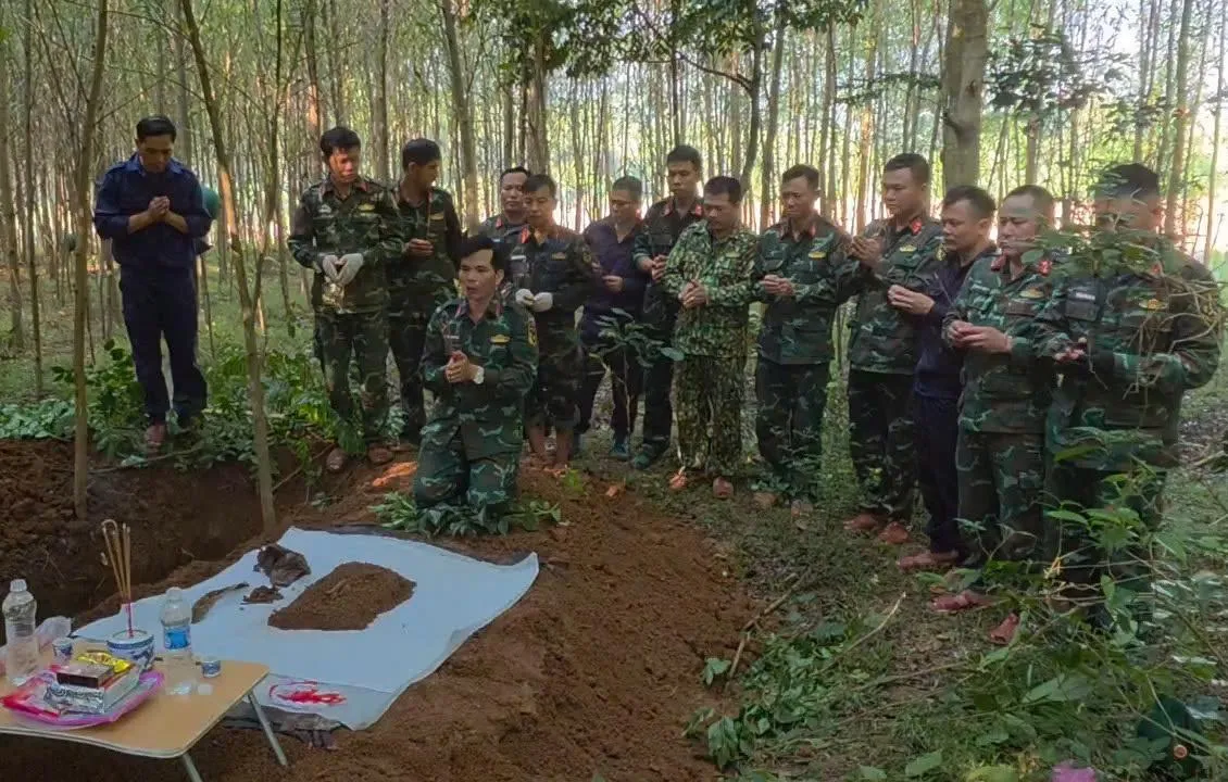 Quảng Trị: Tìm thấy 2 hài cốt liệt sĩ tại bản Bãi Dinh