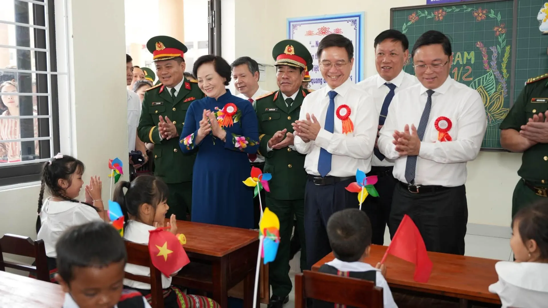 TP Huế khánh thành các trường phổ thông nội trú liên cấp tại các xã biên giới