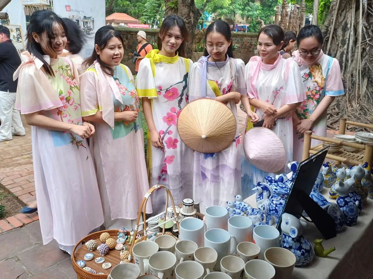 Nhiều hấp dẫn, mới lạ đến khám phá chương trình: “Nét Kinh kỳ” tại Văn Miếu- Quốc Tử Giám