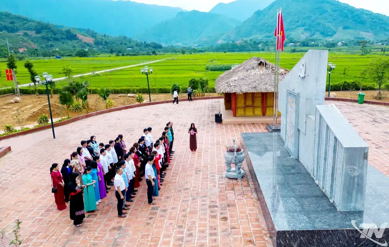 Khát vọng phát triển trên quê hương cách mạng