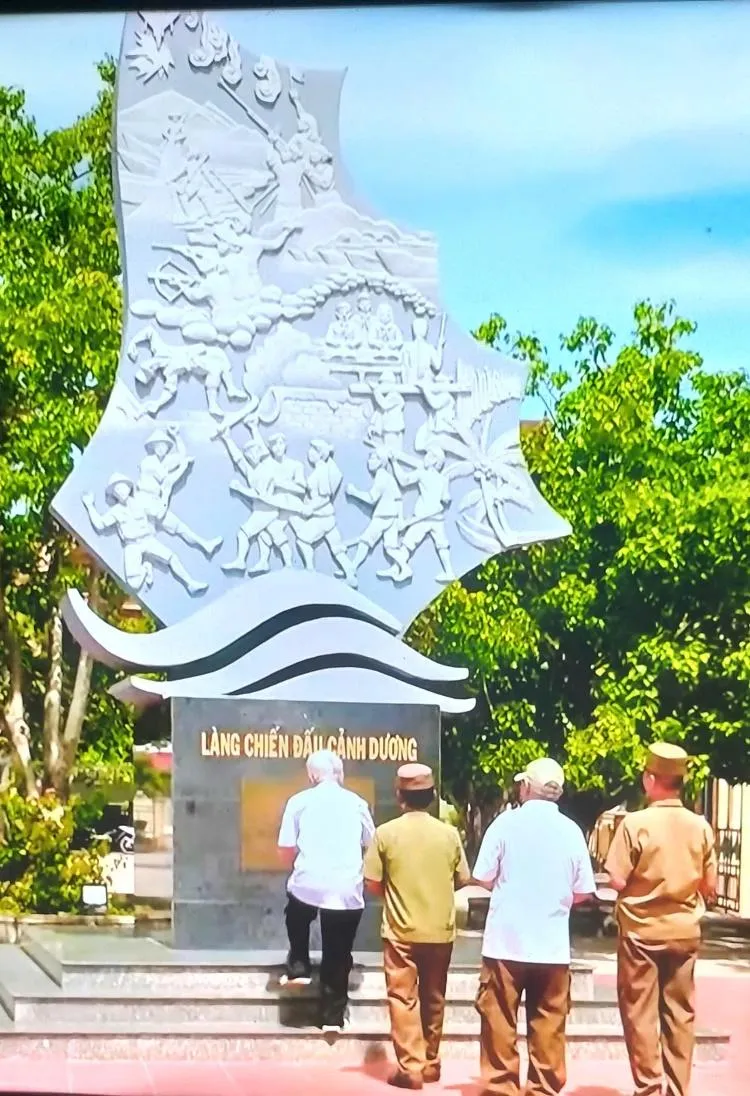 Thăm 'làng chiến đấu' nơi đầu sóng