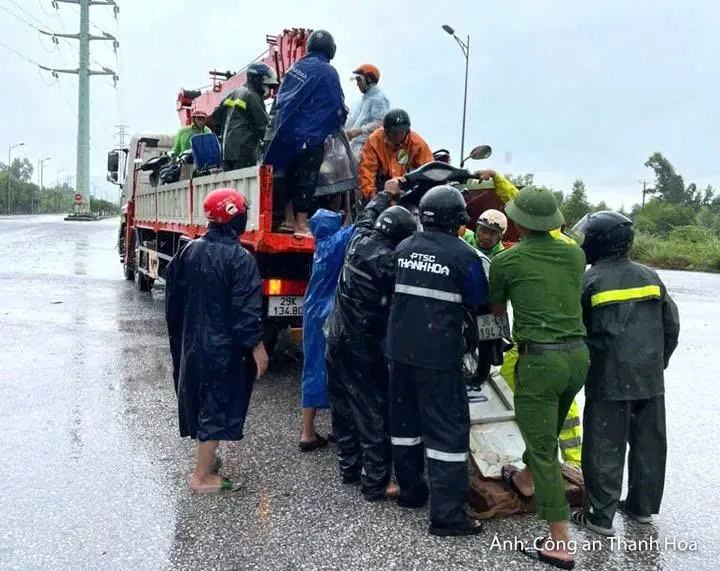 Thanh Hoá: Chủ động sơ tán dân và kiểm soát chặt các ngầm, tràn