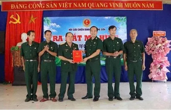Hội Cựu chiến binh xã Lương Sơn chung tay bảo vệ môi trường