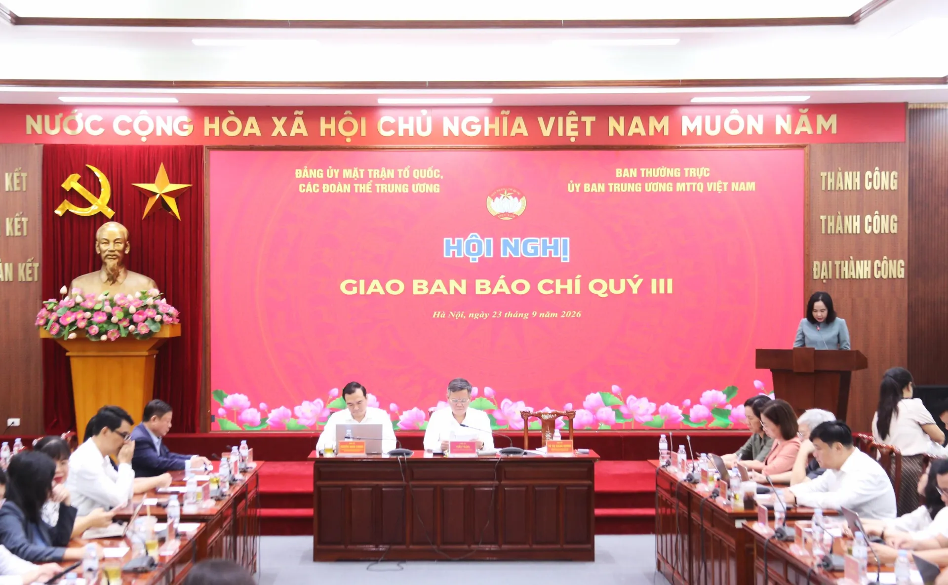 Nâng cao vai trò của báo chí Mặt trận