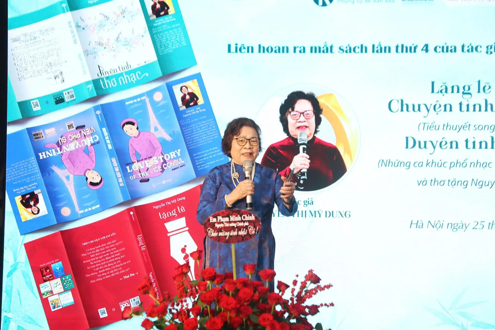 'Tứ gia' Mỹ Dung: Năng lượng lan tỏa sự tử tế, tình yêu thương qua những dòng viết