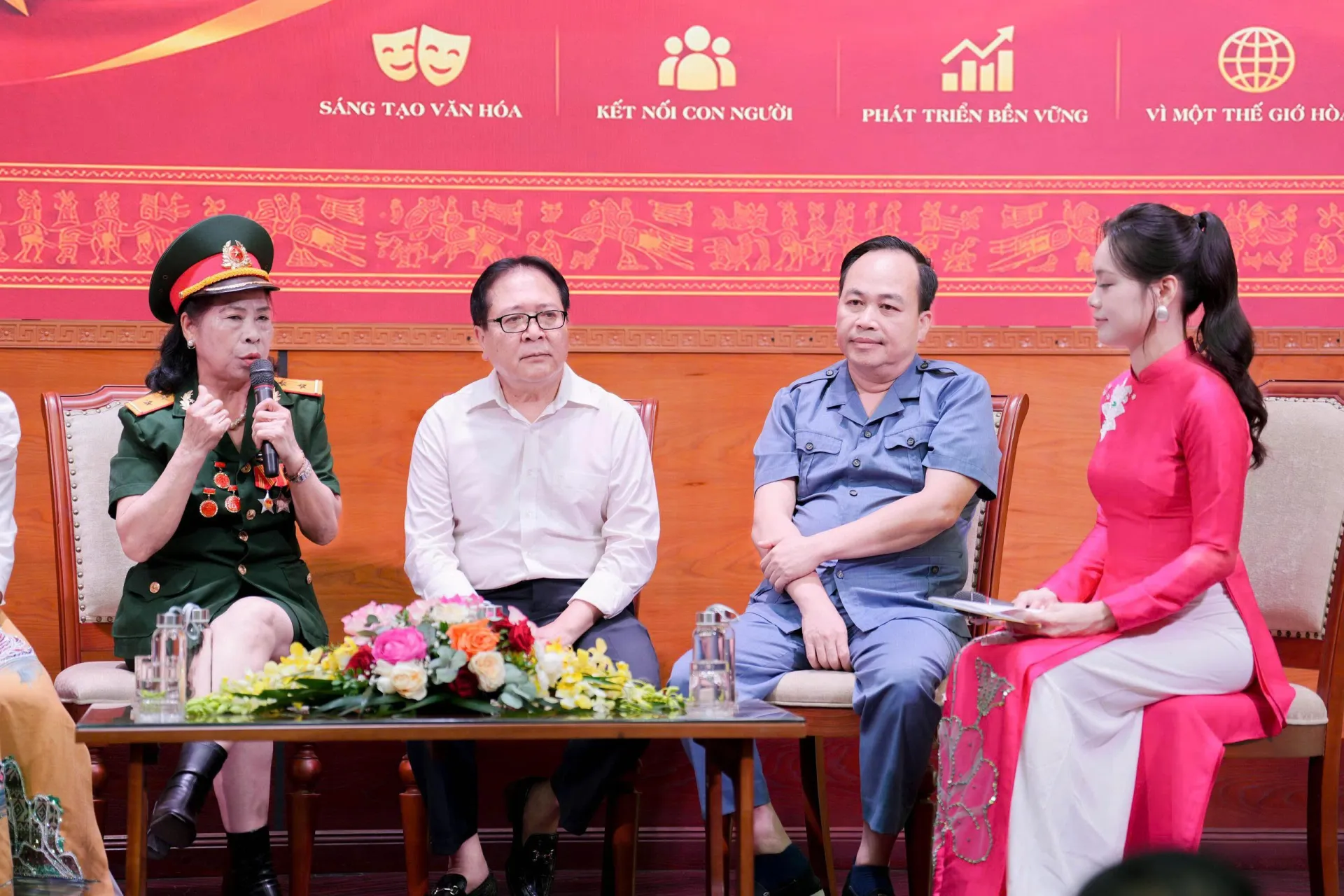 Từ hào khí ngàn năm đến khát vọng 'xuất khẩu' văn hóa Việt