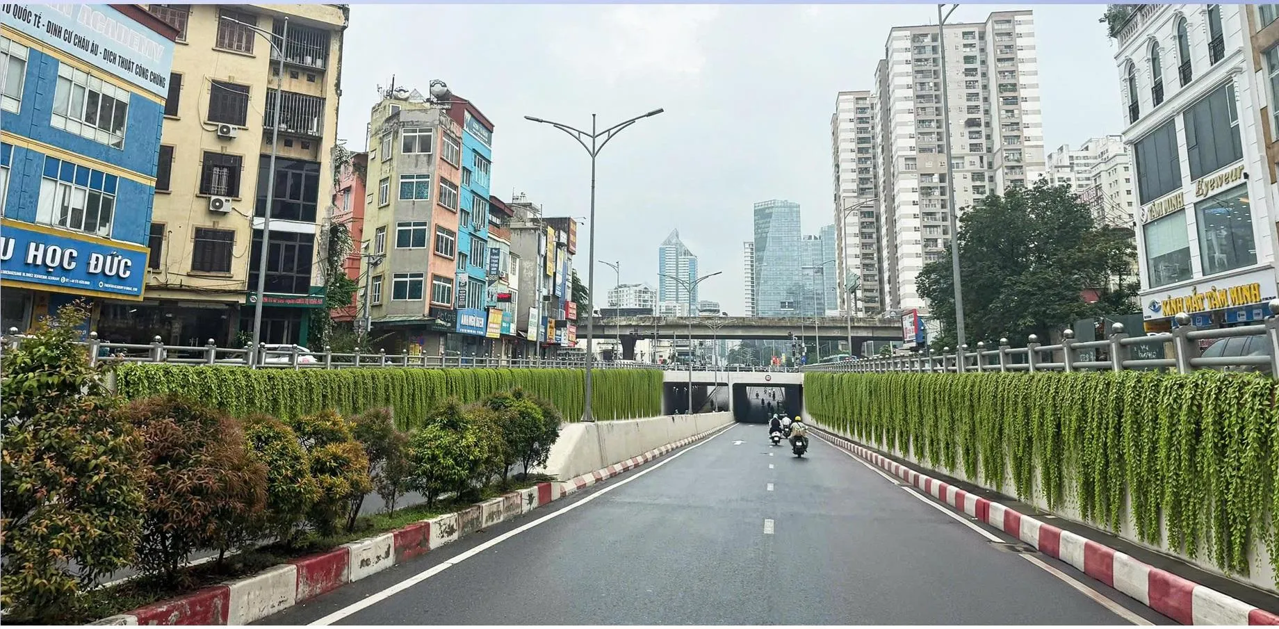 Hà Nội đưa màu xanh lên những mảng bê tông đô thị