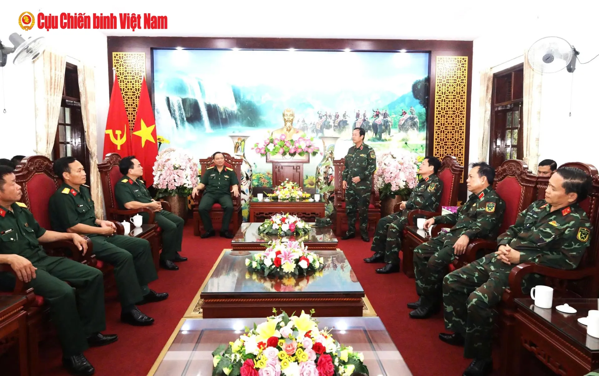 Bộ CHQS tỉnh Đắk Lắk đón tiếp và làm việc với Quân đoàn 34