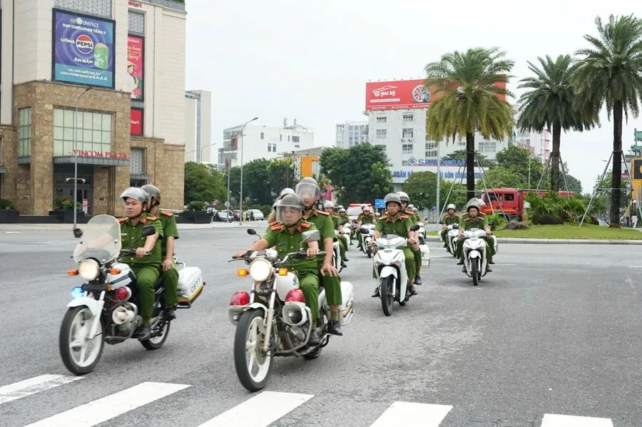 Công an TP Huế ra quân cao điểm 60 ngày đêm, ra mắt Tổ tuần tra 785