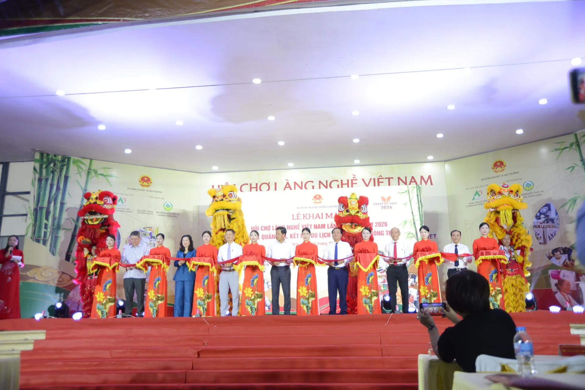 Khai mạc Hội chợ Làng nghề Việt Nam lần thứ 22