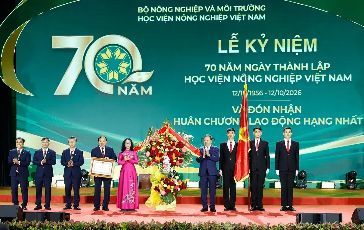 Chủ tịch Quốc hội Trần Thanh Mẫn dự Lễ kỷ niệm 70 năm thành lập Học viện Nông nghiệp Việt Nam