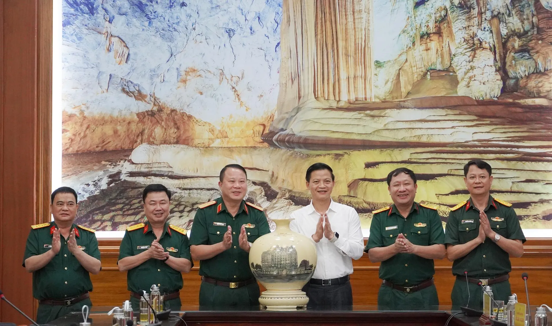 Binh đoàn 12 thúc đẩy hợp tác với tỉnh Quảng Trị triển khai các dự án trọng điểm