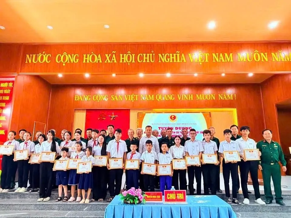 Hội CCB XÃ VU GIA KIỆN TOÀN TỔ CHỨC CHI HỘI, THÚC ĐẨY PHONG TRÀO THI ĐUA