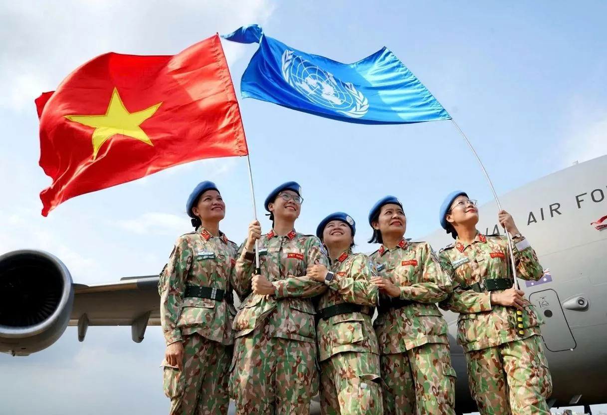 Tỏa sáng phẩm chất “Anh hùng, bất khuất, trung hậu, đảm đang”