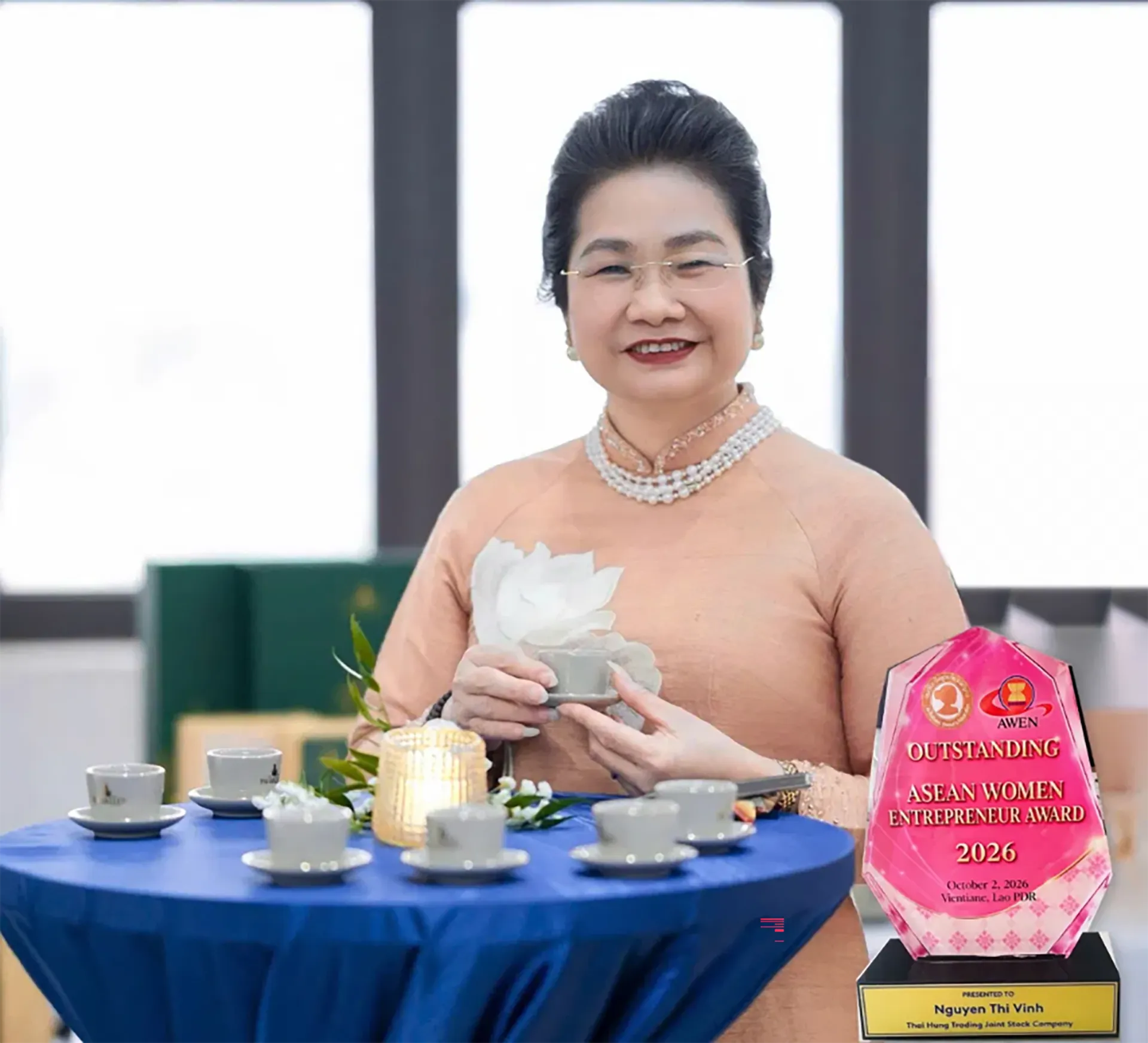 Hương trà trong “lòng thép”