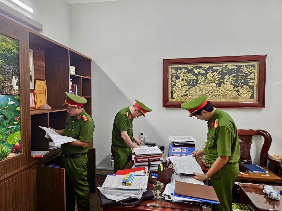 Phú Thọ: Khởi tố, bắt tạm giam Bí thư Đảng ủy và Chủ tịch UBND xã Hợp Kim
