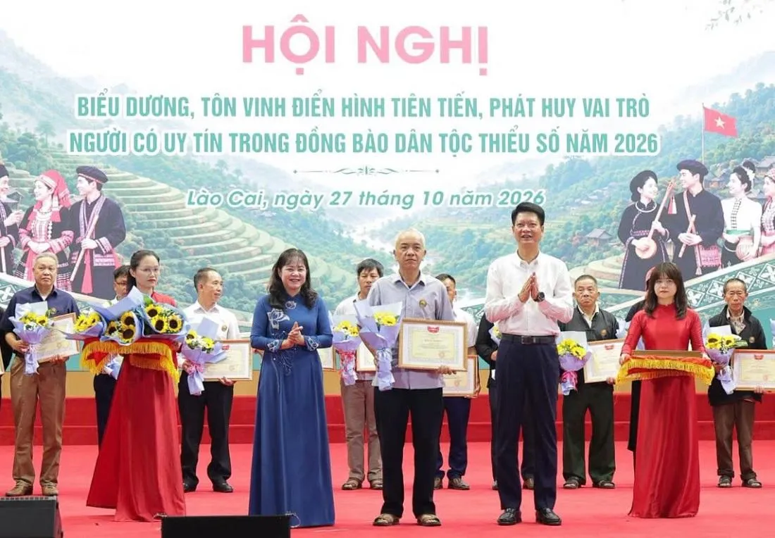 Lào Cai phát huy vai trò người có uy tín trong đồng bào dân tộc thiểu số