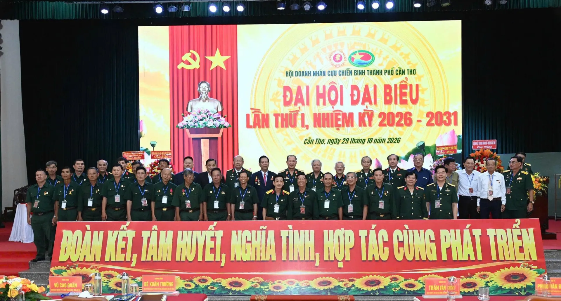 DOANH NHÂN CỰU CHIẾN BINH CẦN THƠ PHÁT HUY BẢN CHẤT BỘ ĐỘI CỤ HỒ ĐOÀN KẾT VƯƠN LÊN TRÊN MẶT TRẬN KINH TẾ
