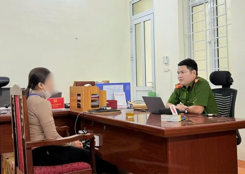 Thủ đoạn lừa đảo giao hàng tinh vi: Từ đơn 0 đồng đến 400 triệu 'bốc hơi'
