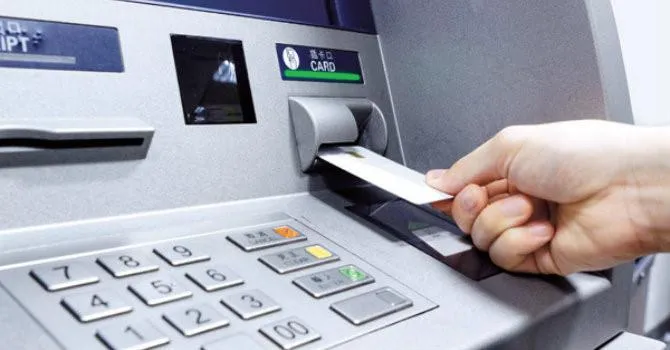 Thẻ ATM chuyển được tiền từ 1/7: Cần làm gì để tránh gián đoạn giao dịch?