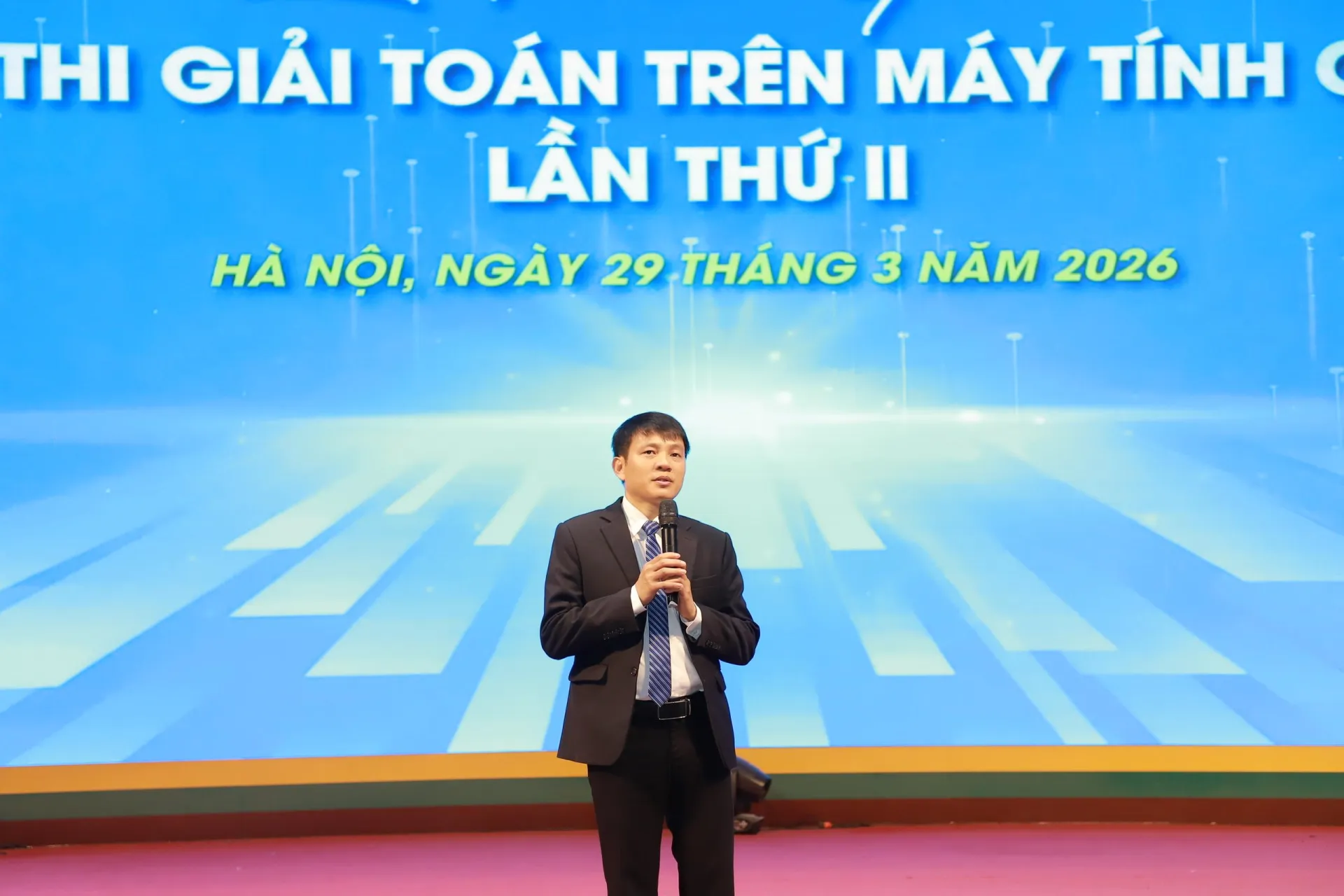 Enmath – Cuộc thi giải toán trên máy tính cầm tay – Hành trình nuôi dưỡng đam mê và khát vọng chinh phục toán học từ máy tính cầm tay.