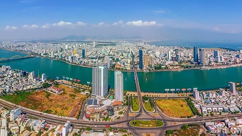 Bản tin chứng khoán 26/8: Bất động sản thoát đà giảm từ đầu năm