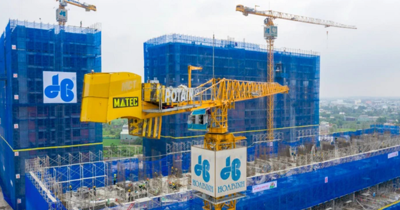Trước khi bị nghi ngờ khả năng hoạt động, Xây dựng Hòa Bình bị kiểm toán không thống nhất cách ghi nhận doanh thu