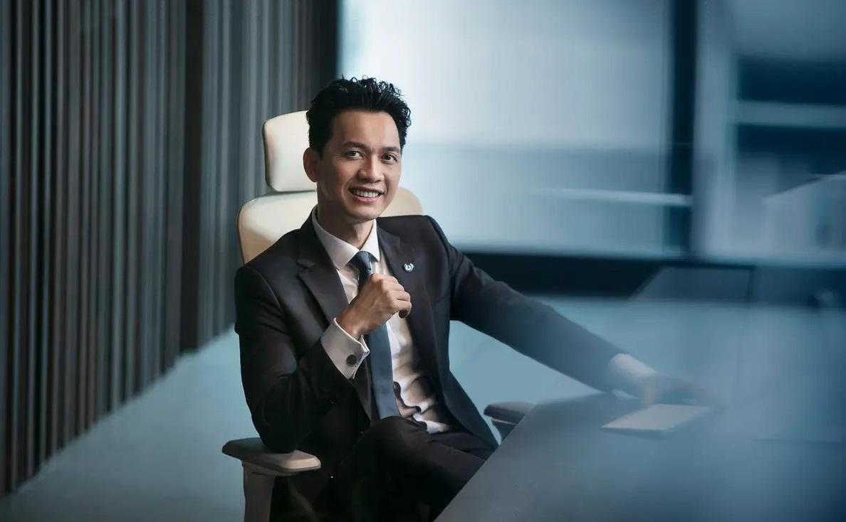 Dính tin đồn chơi 'đỏ đen', lãnh đạo ngân hàng ACB thu nhập bao nhiêu?