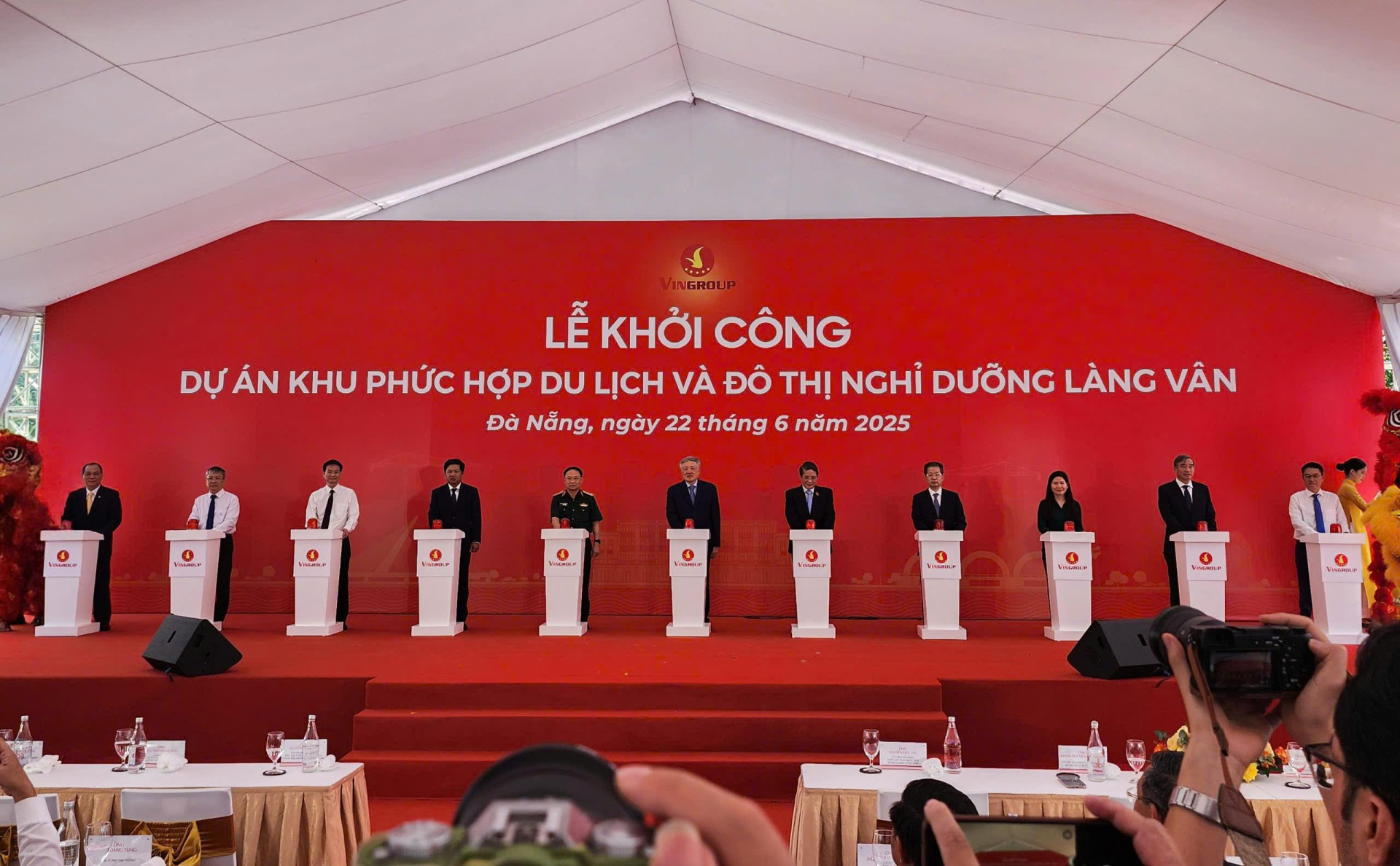 Điểm tin BĐS - tài chính 23/6: Doanh nghiệp của tỷ phú Phạm Nhật Vượng khởi công dự án 44.000 tỷ đồng tại Đà Nẵng