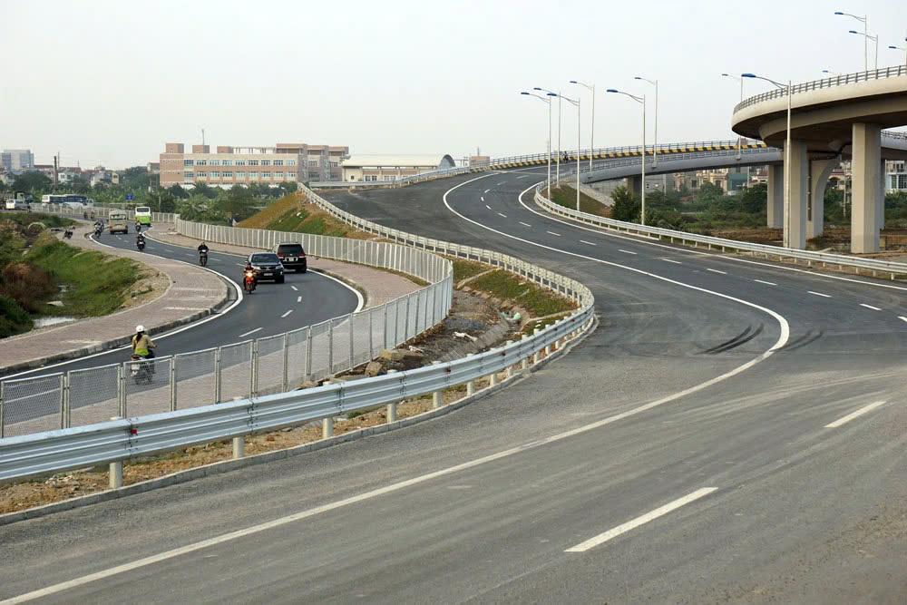 Bộ Xây dựng kiến nghị mở rộng cao tốc Bắc – Nam thêm 6 làn xe, vốn đầu tư vượt 152.000 tỷ đồng