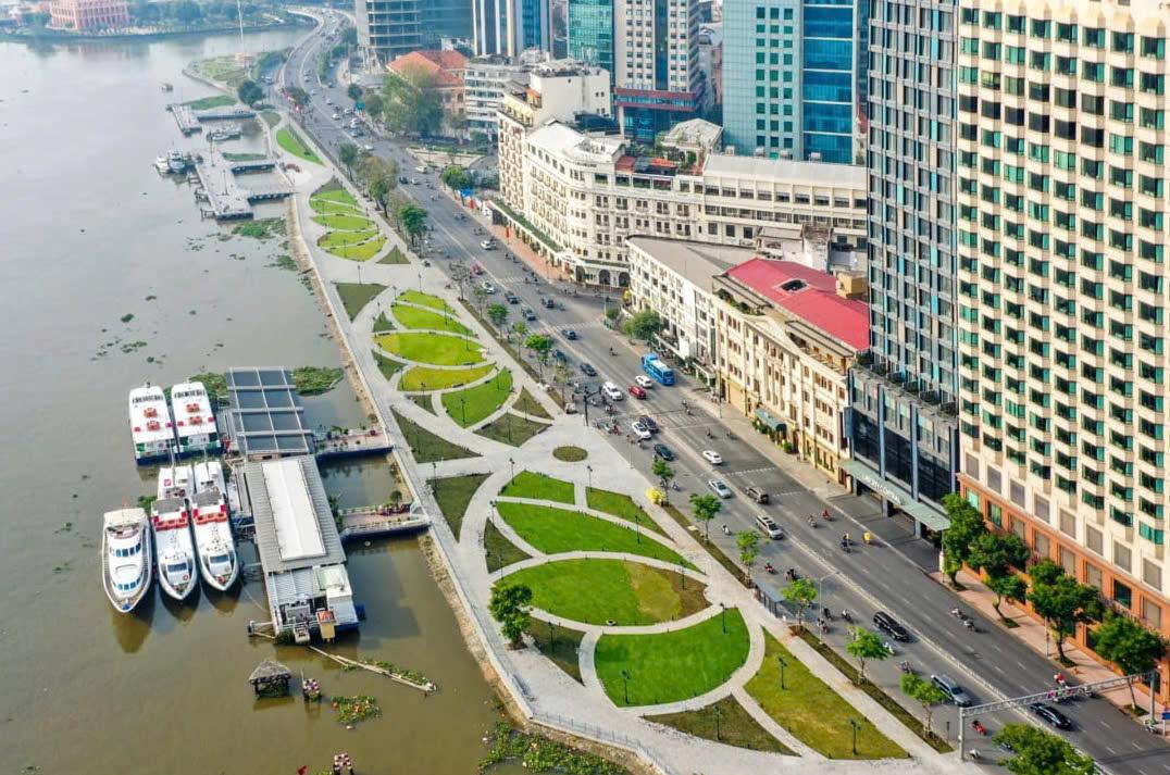 Điểm tin BĐS - tài chính 2/7: Sun Group đề xuất làm đường ven sông Sài Gòn và tuyến metro theo hình thức BT