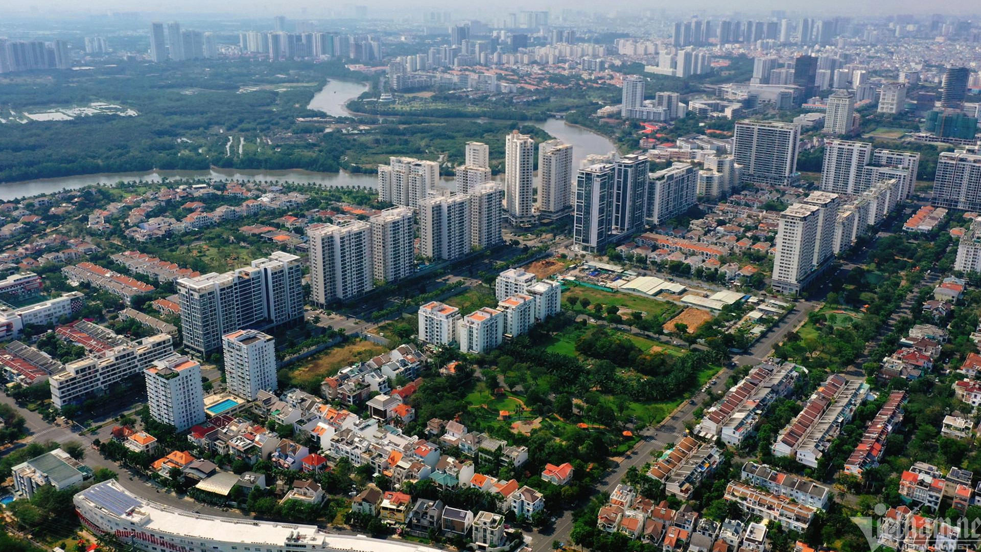 Hà Nội: Hàng loạt dự án bất động sản “đóng băng” có thể tái khởi động, giá sơ cấp tăng mạnh