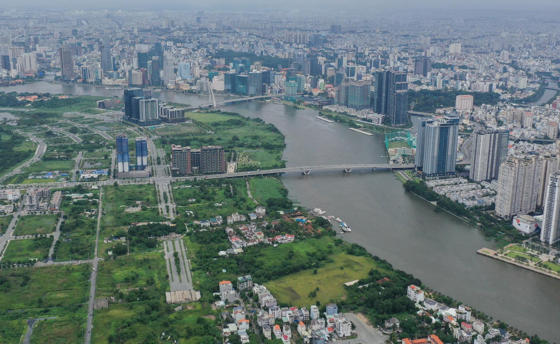 Điểm tin BĐS - tài chính 30/7: Vướng thủ tục, dự án tại TP.HCM lỡ cơ hội hút vốn đầu tư