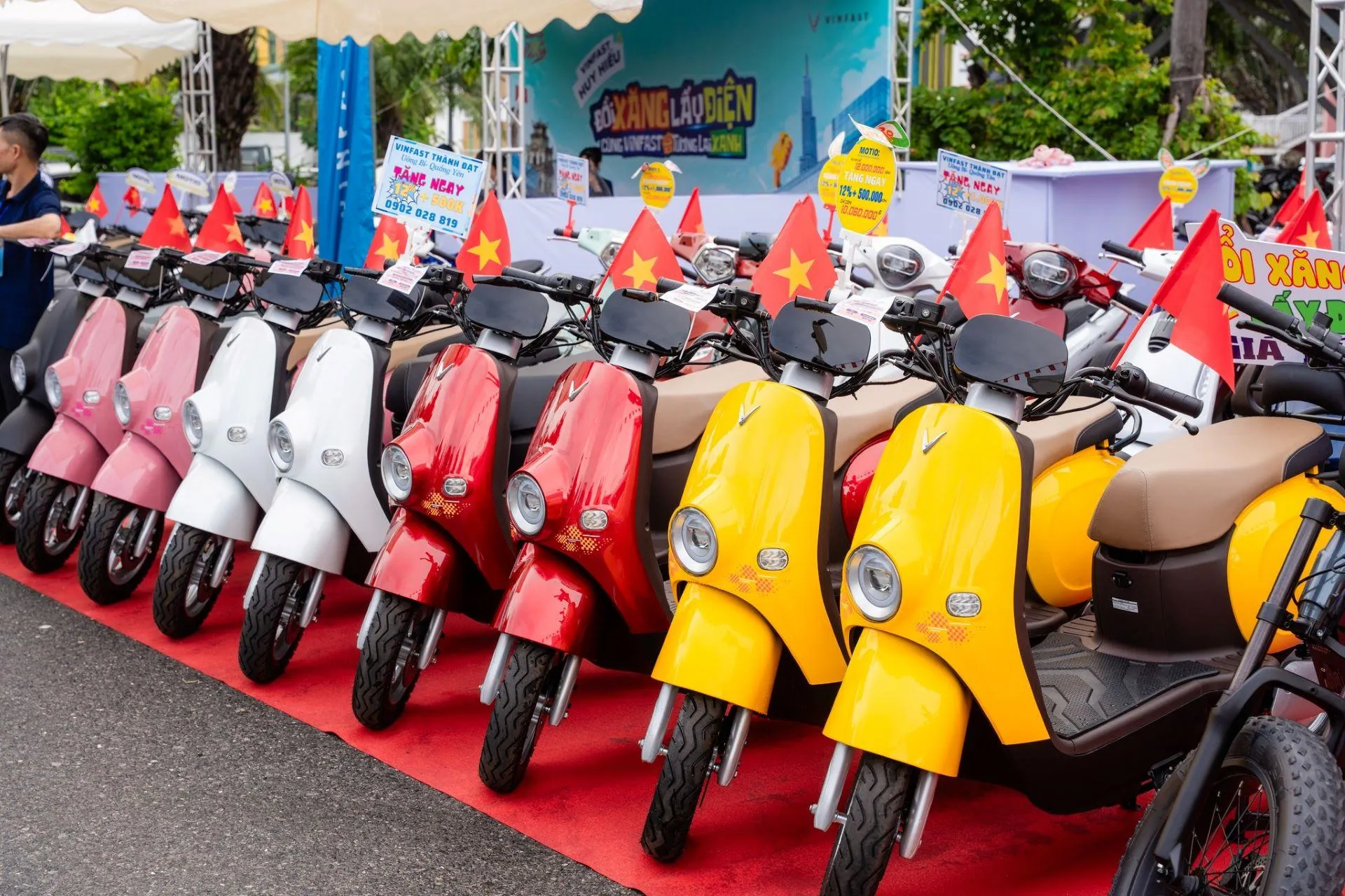 Phụ huynh Việt tin tưởng VinFast Motio: Xe đẹp, chi phí thấp, thương hiệu uy tín