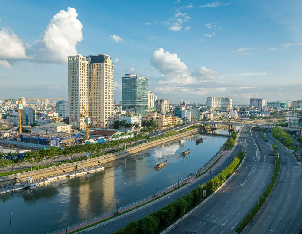 Bất động sản Việt Nam quý III/2025 bật nhịp tăng: Niềm tin trở lại, cuộc đua tái định vị khởi động