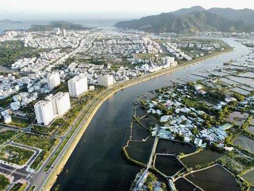 Sun Group, THACO, Capella Land… dồn dập rót vốn vào thủ phủ du lịch miền Trung